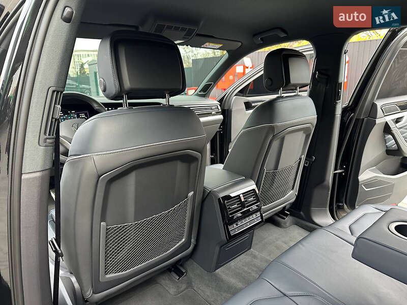 Внедорожник / Кроссовер Volkswagen Touareg 2024 в Днепре