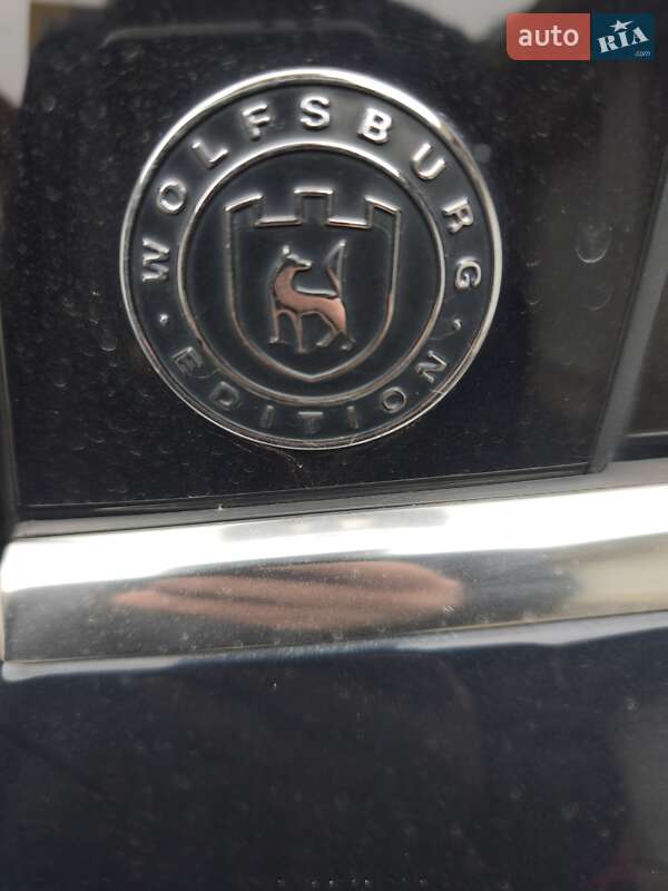 Внедорожник / Кроссовер Volkswagen Touareg 2017 в Киеве фото 13 Внедорожник / Кроссовер Volkswagen Touareg 2017 в Киеве