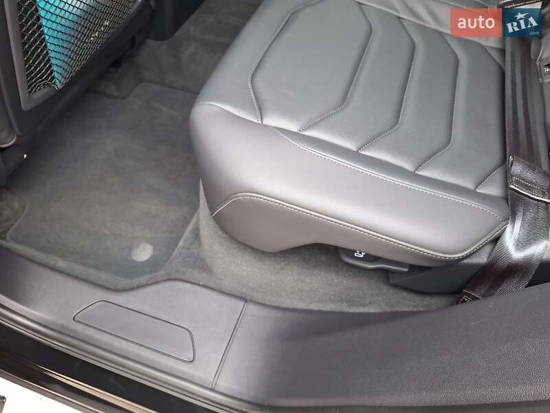 Внедорожник / Кроссовер Volkswagen Touareg 2024 в Полтаве фото 11 Внедорожник / Кроссовер Volkswagen Touareg 2024 в Полтаве