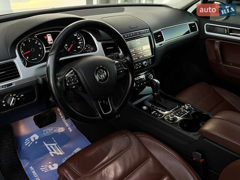 Внедорожник / Кроссовер Volkswagen Touareg 2017 в Мукачево фото 36 Внедорожник / Кроссовер Volkswagen Touareg 2017 в Мукачево