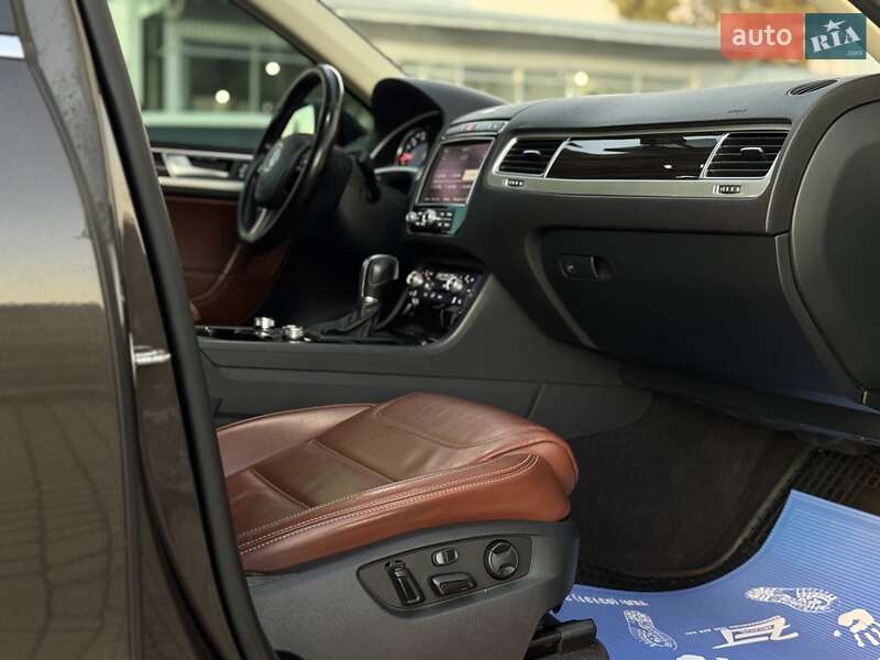 Внедорожник / Кроссовер Volkswagen Touareg 2017 в Мукачево фото 66 Внедорожник / Кроссовер Volkswagen Touareg 2017 в Мукачево