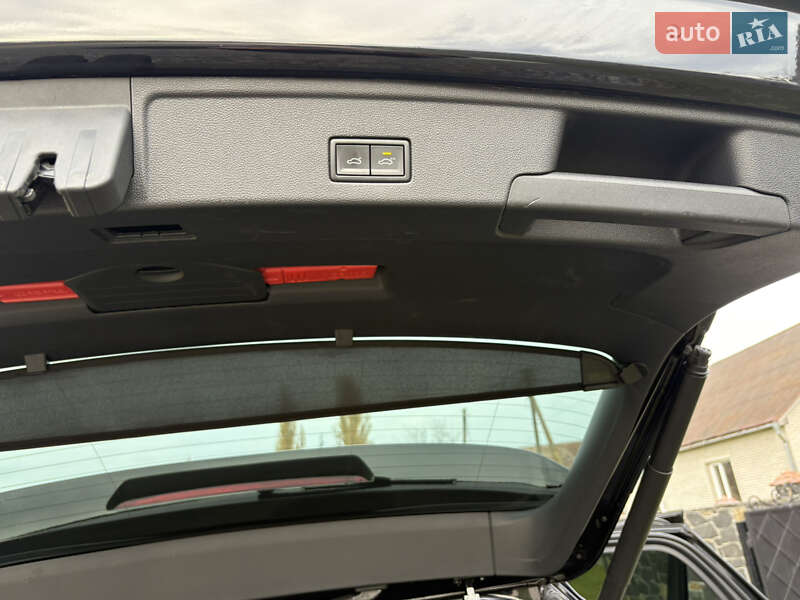 Внедорожник / Кроссовер Volkswagen Touareg 2021 в Луцке