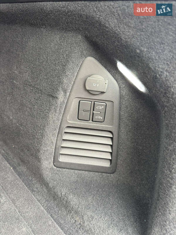 Внедорожник / Кроссовер Volkswagen Touareg 2022 в Виннице