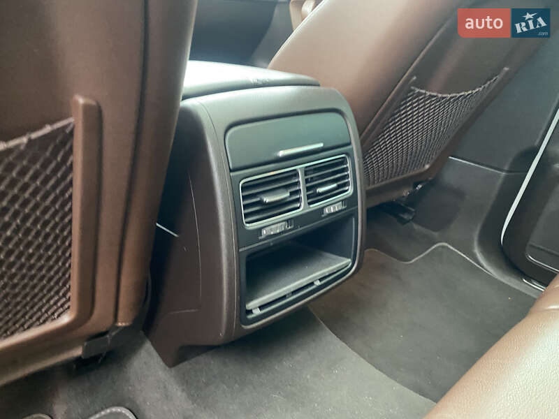 Позашляховик / Кросовер Volkswagen Touareg 2013 в Хмельницькому фото 49 Позашляховик / Кросовер Volkswagen Touareg 2013 в Хмельницькому