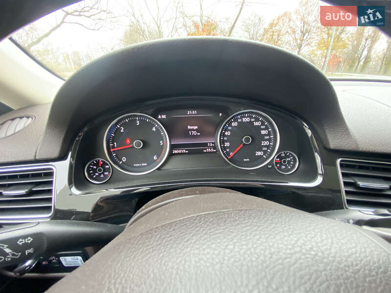 Позашляховик / Кросовер Volkswagen Touareg 2013 в Хмельницькому фото 71 Позашляховик / Кросовер Volkswagen Touareg 2013 в Хмельницькому