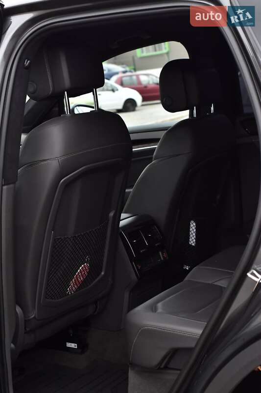 Внедорожник / Кроссовер Volkswagen Touareg 2020 в Кривом Роге