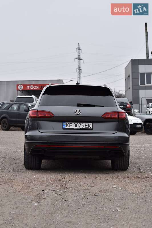 Внедорожник / Кроссовер Volkswagen Touareg 2020 в Кривом Роге