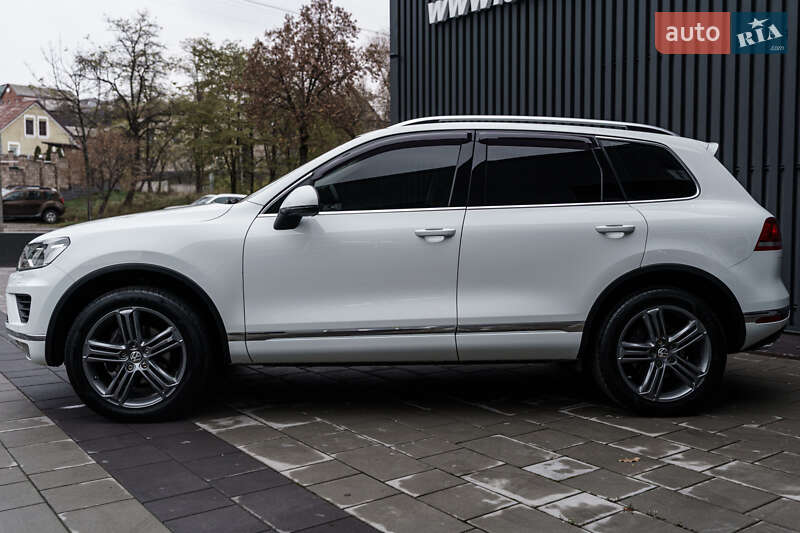 Позашляховик / Кросовер Volkswagen Touareg 2016 в Києві фото 5 Позашляховик / Кросовер Volkswagen Touareg 2016 в Києві