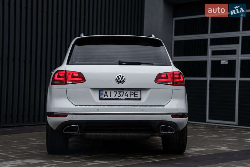 Позашляховик / Кросовер Volkswagen Touareg 2016 в Києві фото 7 Позашляховик / Кросовер Volkswagen Touareg 2016 в Києві