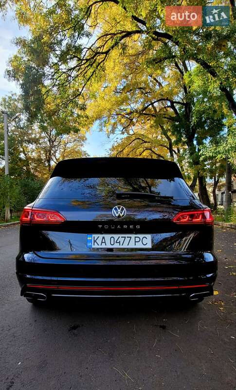 Внедорожник / Кроссовер Volkswagen Touareg 2020 в Николаеве