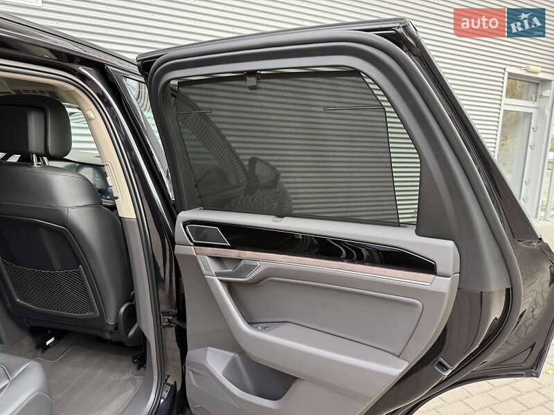 Внедорожник / Кроссовер Volkswagen Touareg 2021 в Ровно