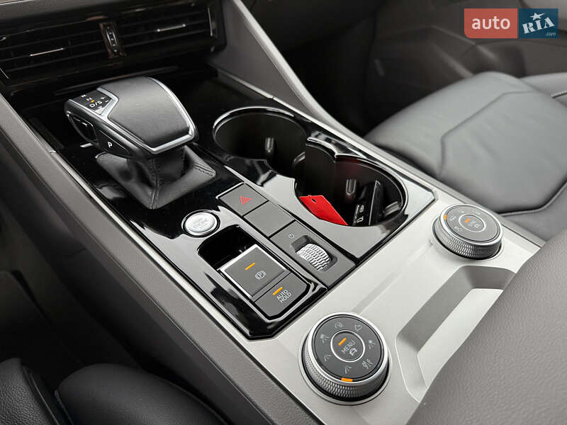 Внедорожник / Кроссовер Volkswagen Touareg 2021 в Ровно