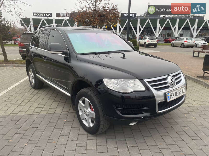 Позашляховик / Кросовер Volkswagen Touareg 2007 в Хмельницькому
