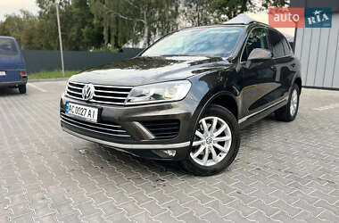 Позашляховик / Кросовер Volkswagen Touareg 2015 в Володимирі