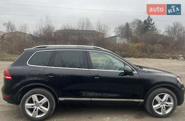 Внедорожник / Кроссовер Volkswagen Touareg 2011 в Каменец-Подольском