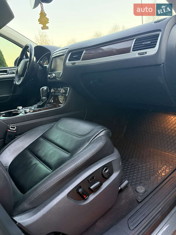 Позашляховик / Кросовер Volkswagen Touareg 2017 в Береговому фото 38 Позашляховик / Кросовер Volkswagen Touareg 2017 в Береговому