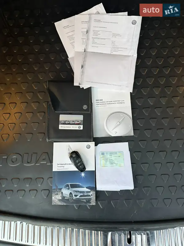 Позашляховик / Кросовер Volkswagen Touareg 2017 в Береговому документ 3 фото Позашляховик / Кросовер Volkswagen Touareg 2017 в Береговому документ