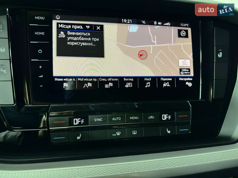 Позашляховик / Кросовер Volkswagen Touareg 2019 в Козятині