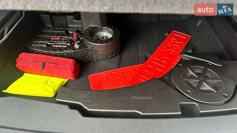 Позашляховик / Кросовер Volkswagen Touareg 2020 в Рівному