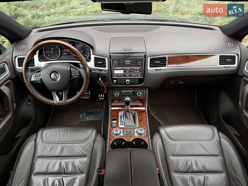 Позашляховик / Кросовер Volkswagen Touareg 2016 в Білій Церкві