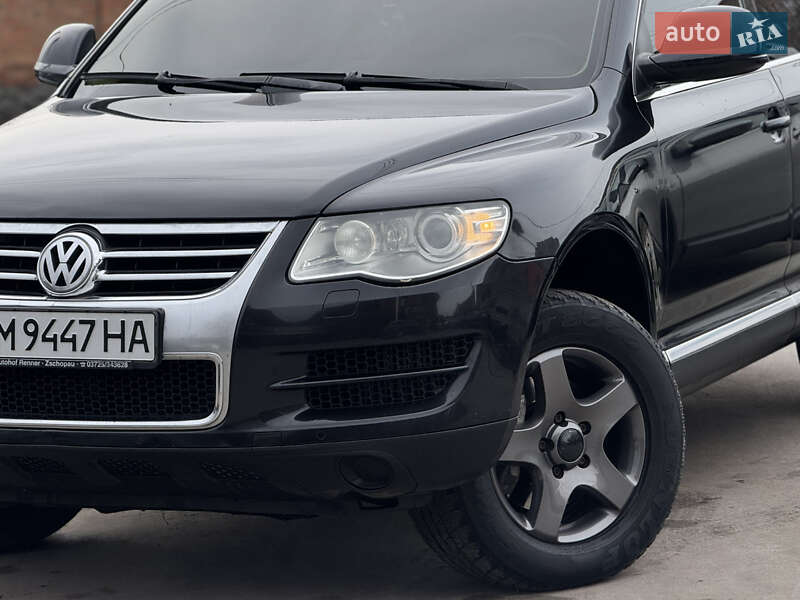 Позашляховик / Кросовер Volkswagen Touareg 2007 в Бердичеві