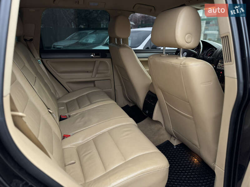 Позашляховик / Кросовер Volkswagen Touareg 2007 в Бердичеві