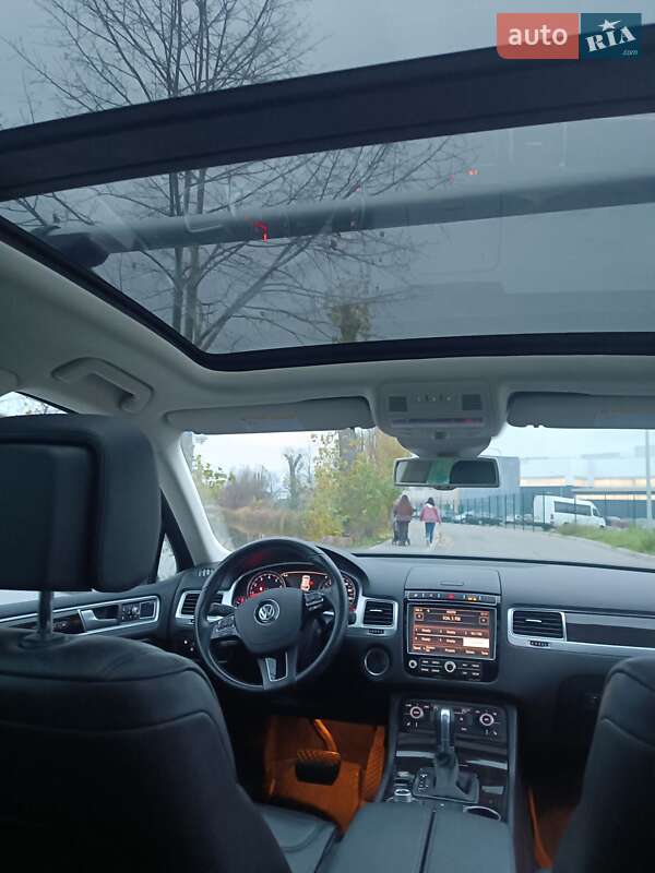 Внедорожник / Кроссовер Volkswagen Touareg 2015 в Киеве фото 21 Внедорожник / Кроссовер Volkswagen Touareg 2015 в Киеве