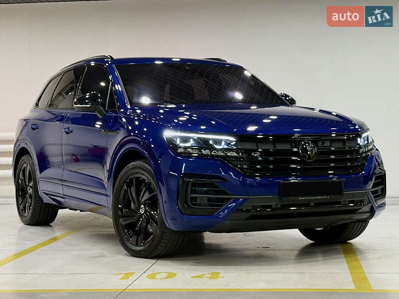 Позашляховик / Кросовер Volkswagen Touareg 2022 в Києві