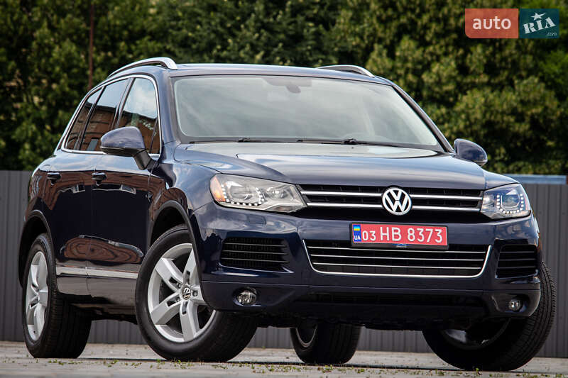 Позашляховик / Кросовер Volkswagen Touareg 2013 в Нововолинську