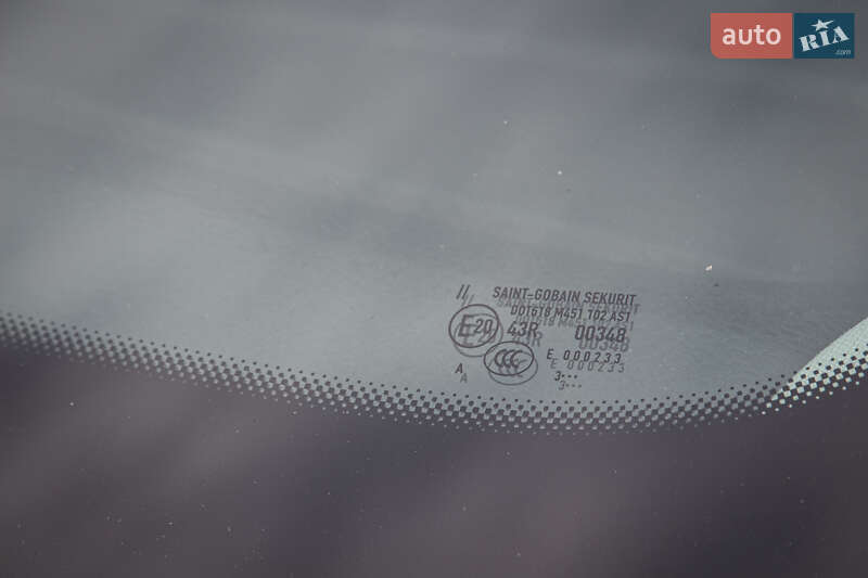 Позашляховик / Кросовер Volkswagen Touareg 2013 в Нововолинську