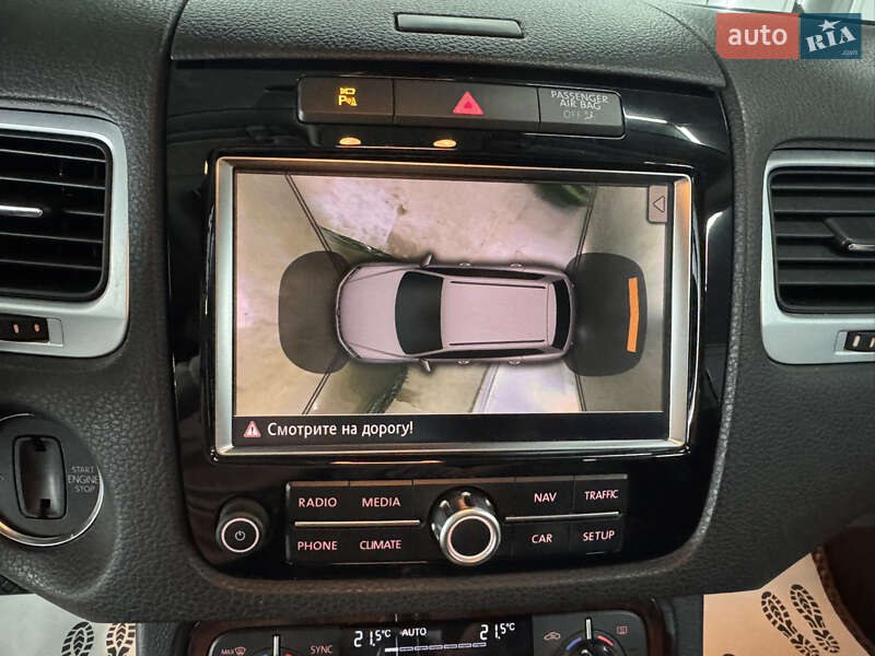 Позашляховик / Кросовер Volkswagen Touareg 2013 в Кременці фото 16 Позашляховик / Кросовер Volkswagen Touareg 2013 в Кременці