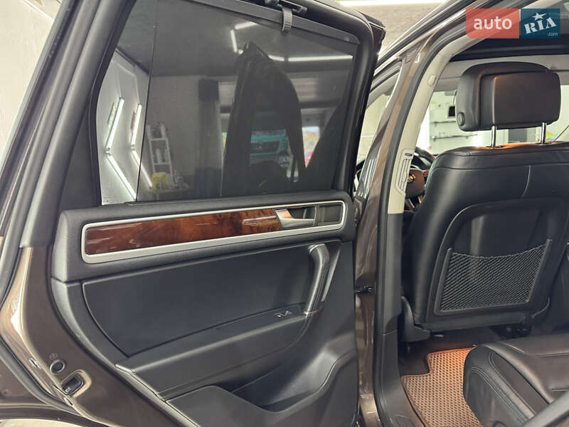 Позашляховик / Кросовер Volkswagen Touareg 2013 в Кременці фото 41 Позашляховик / Кросовер Volkswagen Touareg 2013 в Кременці