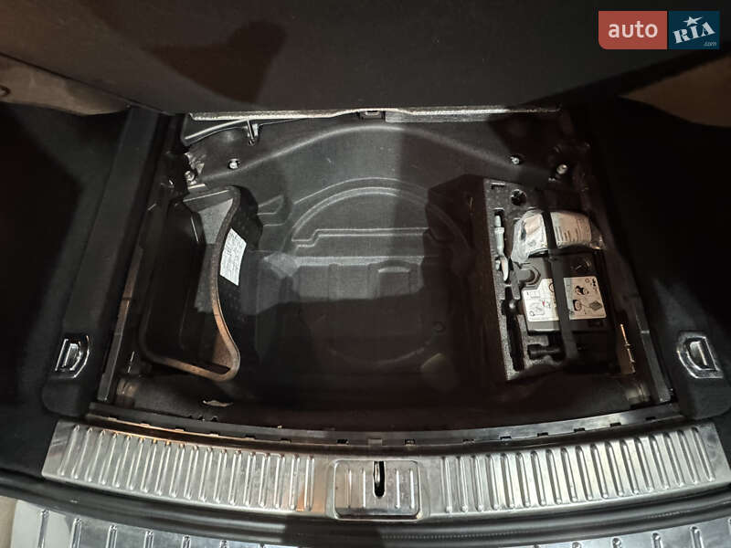 Позашляховик / Кросовер Volkswagen Touareg 2013 в Кременці фото 56 Позашляховик / Кросовер Volkswagen Touareg 2013 в Кременці