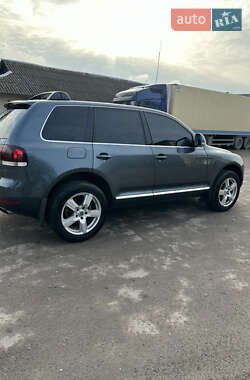 Позашляховик / Кросовер Volkswagen Touareg 2008 в Хмельницькому