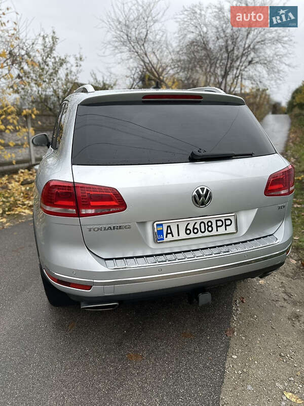 Внедорожник / Кроссовер Volkswagen Touareg 2015 в Белой Церкви