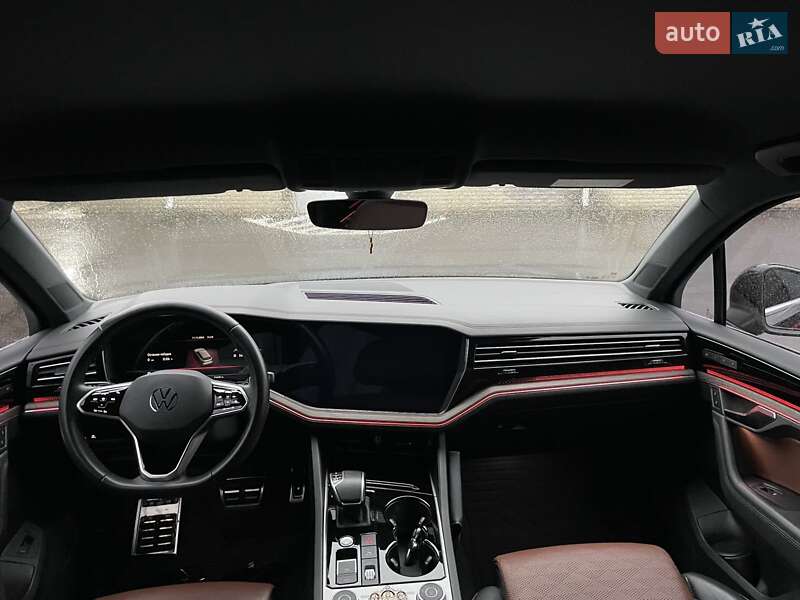 Позашляховик / Кросовер Volkswagen Touareg 2022 в Харкові