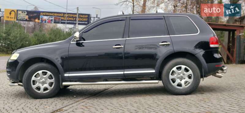 Внедорожник / Кроссовер Volkswagen Touareg 2003 в Львове