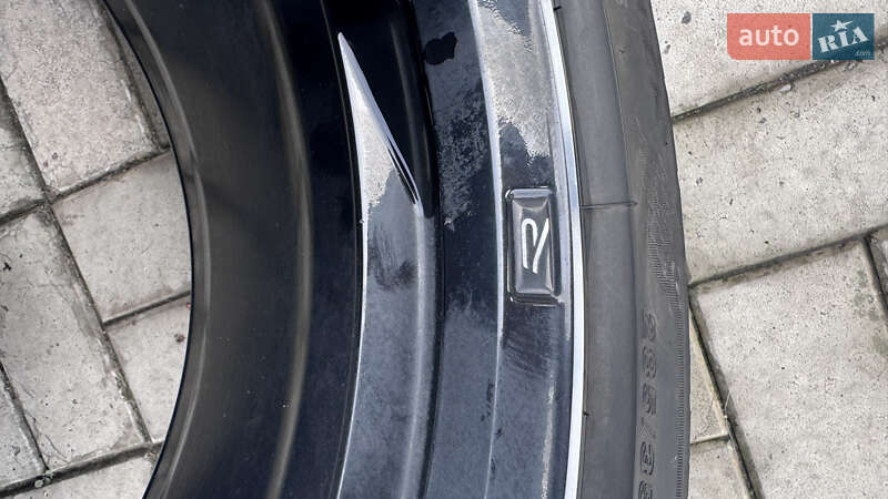 Позашляховик / Кросовер Volkswagen Touareg 2022 в Києві