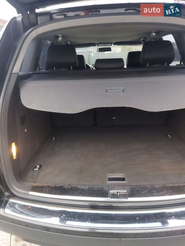 Позашляховик / Кросовер Volkswagen Touareg 2005 в Львові