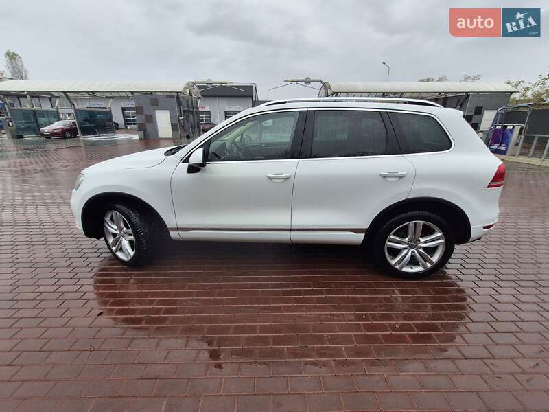 Внедорожник / Кроссовер Volkswagen Touareg 2012 в Сарнах фото 5 Внедорожник / Кроссовер Volkswagen Touareg 2012 в Сарнах