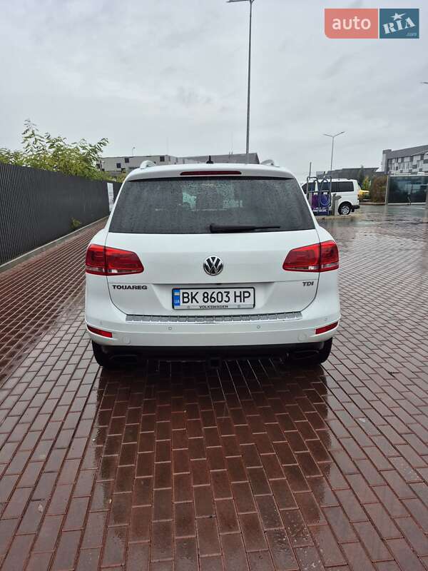 Внедорожник / Кроссовер Volkswagen Touareg 2012 в Сарнах фото 9 Внедорожник / Кроссовер Volkswagen Touareg 2012 в Сарнах