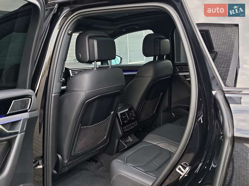 Внедорожник / Кроссовер Volkswagen Touareg 2019 в Луцке фото 48 Внедорожник / Кроссовер Volkswagen Touareg 2019 в Луцке