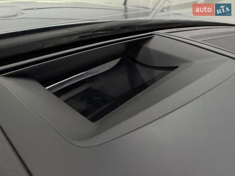 Позашляховик / Кросовер Volkswagen Touareg 2020 в Тернополі