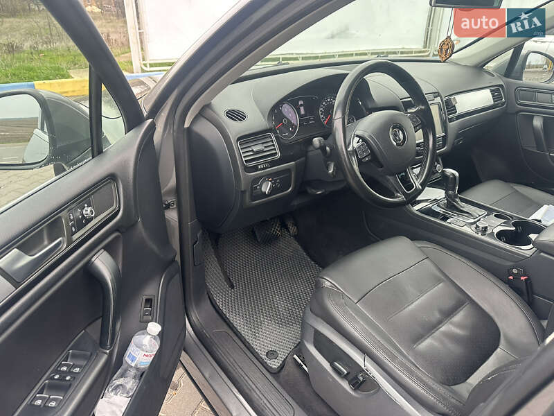 Внедорожник / Кроссовер Volkswagen Touareg 2013 в Одессе фото 11 Внедорожник / Кроссовер Volkswagen Touareg 2013 в Одессе