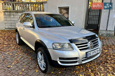 Позашляховик / Кросовер Volkswagen Touareg 2006 в Одесі