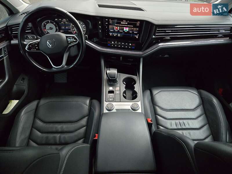 Внедорожник / Кроссовер Volkswagen Touareg 2021 в Киеве фото 21 Внедорожник / Кроссовер Volkswagen Touareg 2021 в Киеве