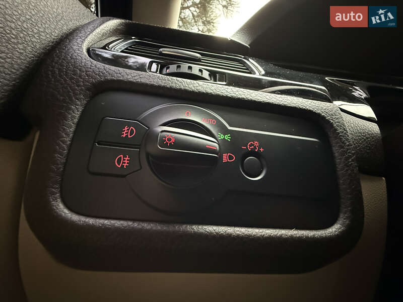 Внедорожник / Кроссовер Volkswagen Touareg 2013 в Одессе фото 40 Внедорожник / Кроссовер Volkswagen Touareg 2013 в Одессе