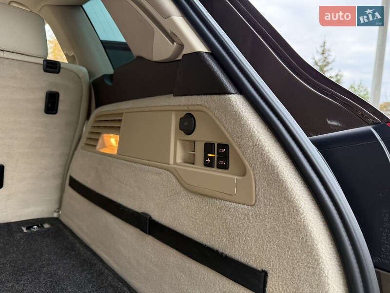 Внедорожник / Кроссовер Volkswagen Touareg 2013 в Одессе фото 55 Внедорожник / Кроссовер Volkswagen Touareg 2013 в Одессе