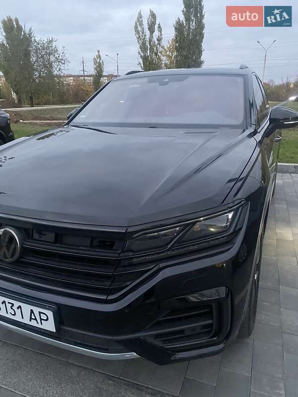 Внедорожник / Кроссовер Volkswagen Touareg 2018 в Кривом Роге фото 17 Внедорожник / Кроссовер Volkswagen Touareg 2018 в Кривом Роге