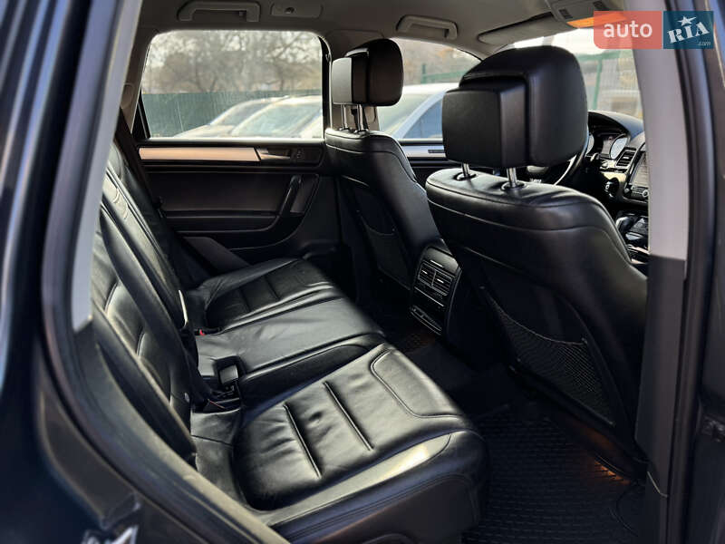 Внедорожник / Кроссовер Volkswagen Touareg 2010 в Бердичеве фото 27 Внедорожник / Кроссовер Volkswagen Touareg 2010 в Бердичеве